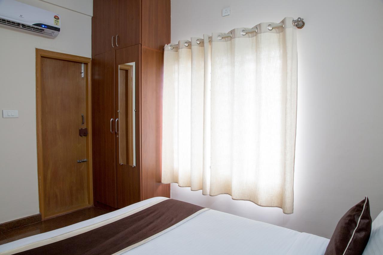 Oyo 9702 Hebbal Hotel Bangalore Ngoại thất bức ảnh